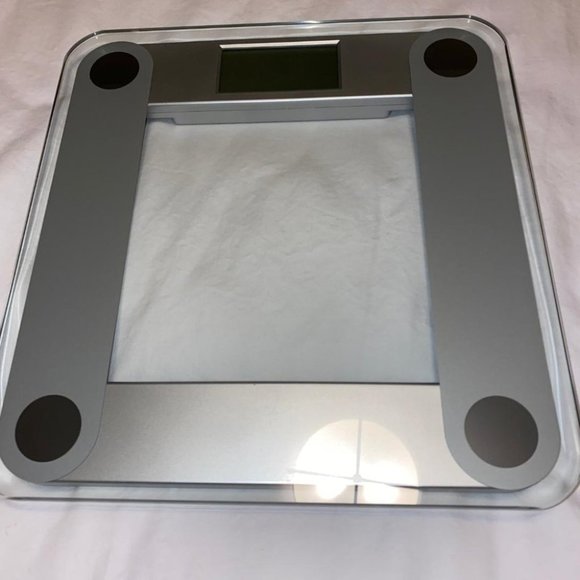 Modern Glass Silver Weight Scale Stylish Like New - Picture 1 of 4